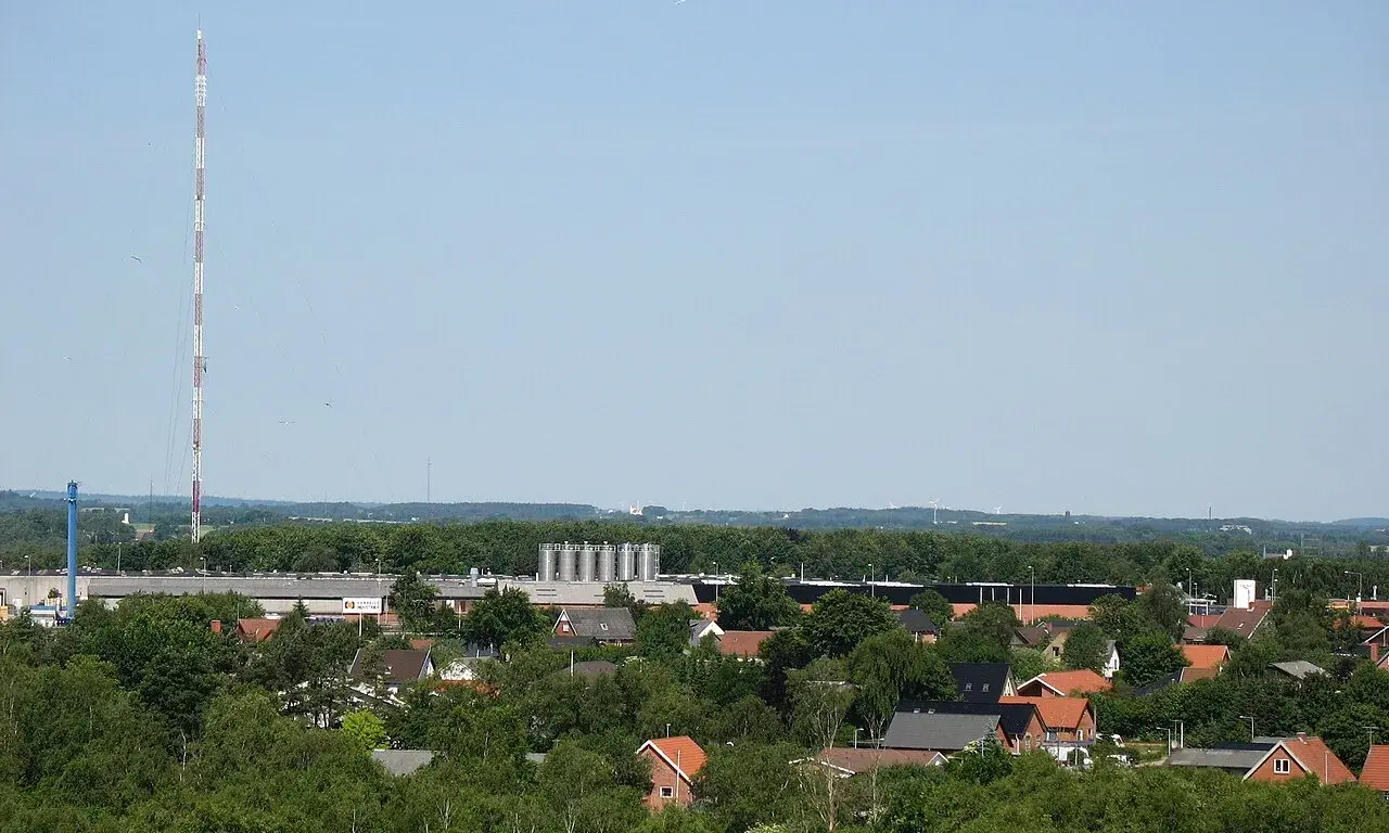 Udsigt over Herning mod nordvest. Motivet viser byens omgivelser i et bredt perspektiv.