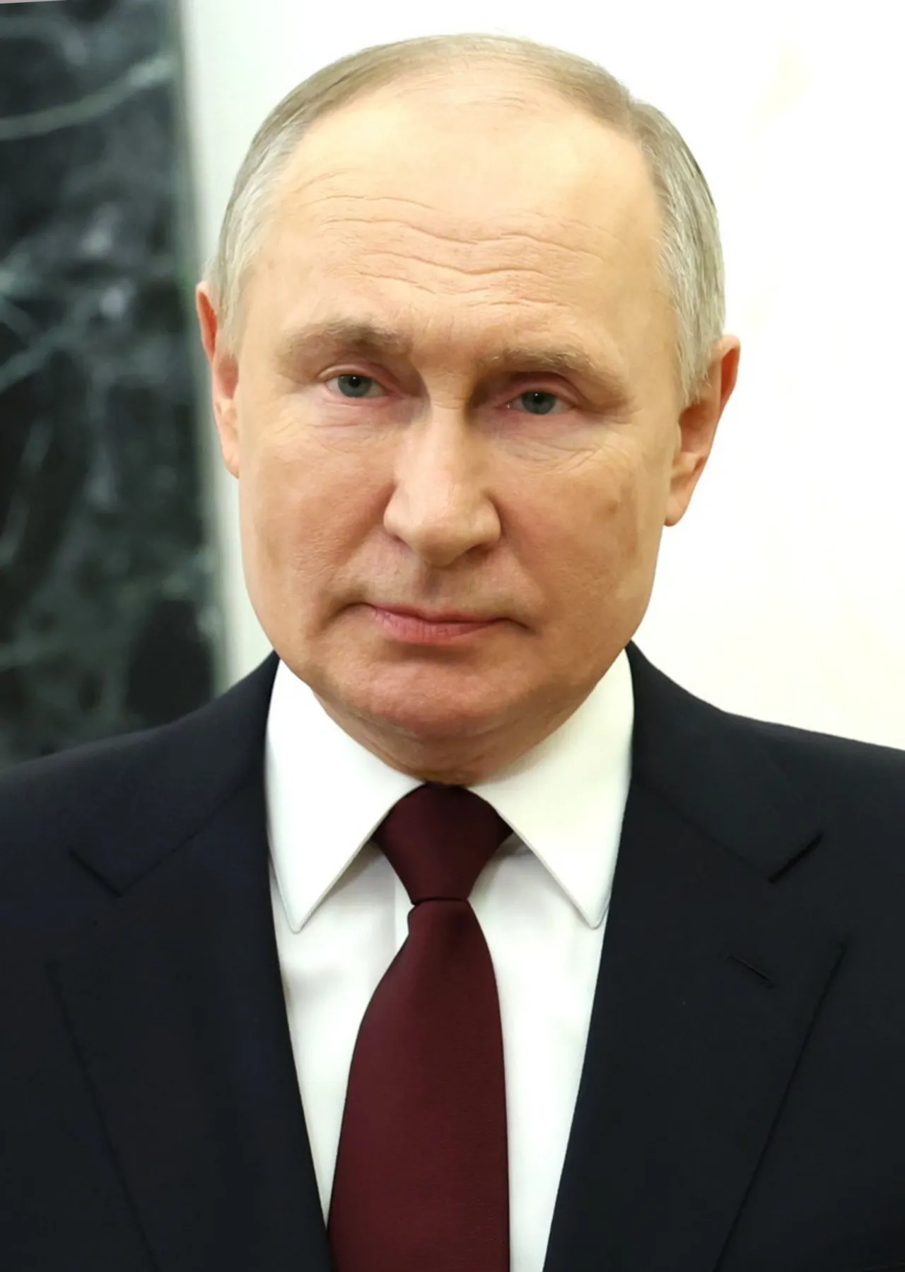 Officielt portræt af Vladimir Putin. Billedet er taget i forbindelse med hans præsidentrolle og fremstår som et formelt, redaktionelt portræt.