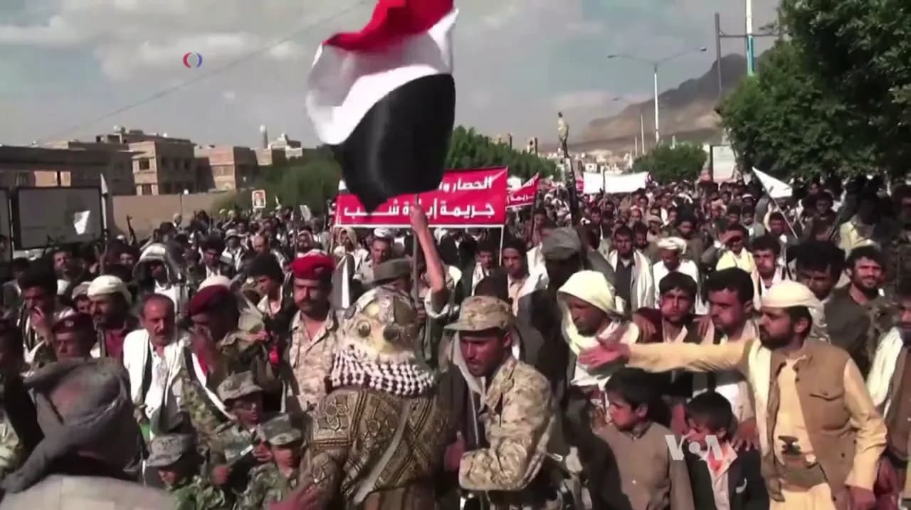 Protest i Sana’a mod luftangreb udført af den Saudi-ledede koalition i september 2015. Billedet viser demonstranter i forbindelse med konflikten i Yemen.