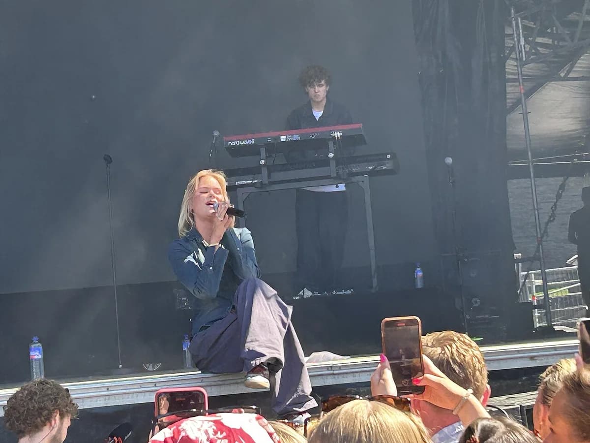 Slottsfjellfestivalen 2025 - Annika (2).jpg