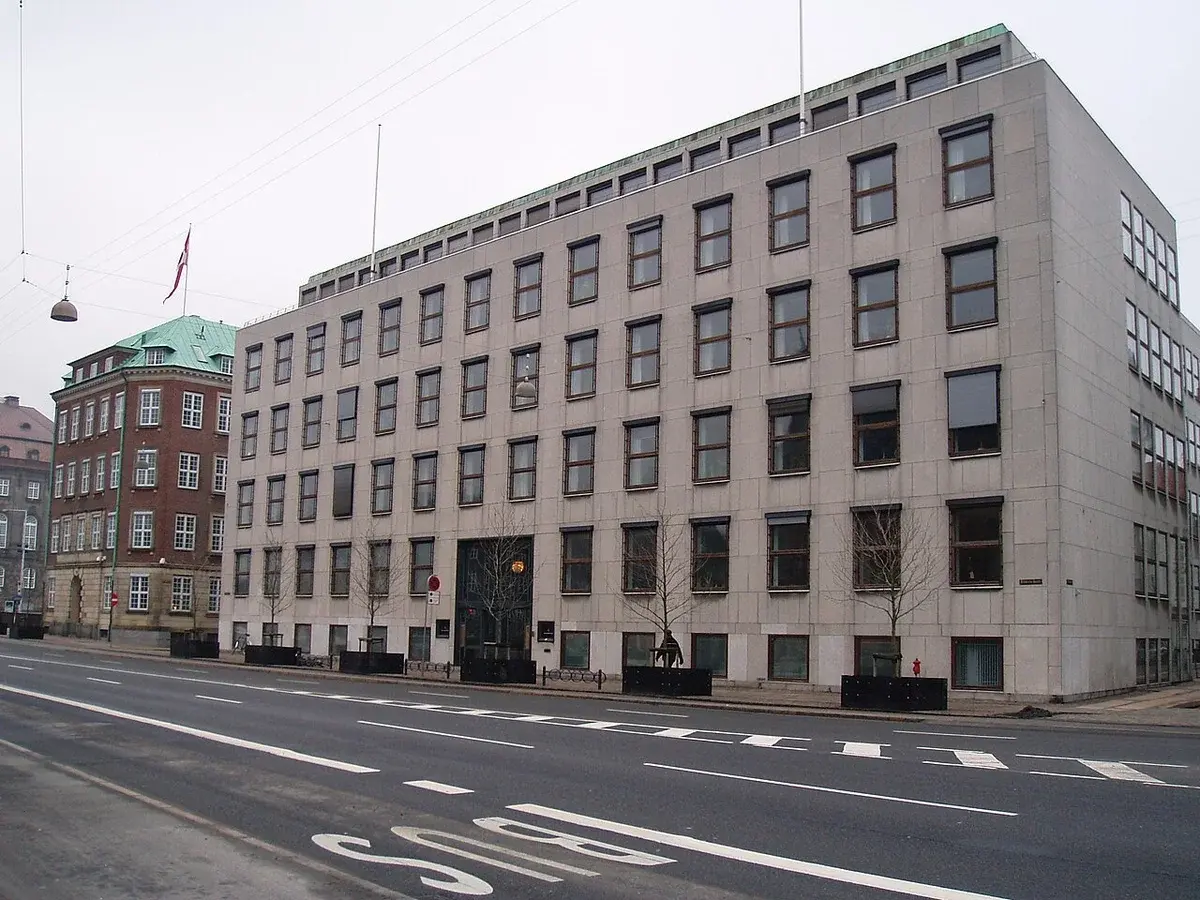 Two government buildings on a street in Copenhagen.