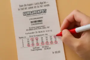 Fra kupon til gældfrihed: Sådan ændrede en Lotto-gevinst hverdagen i Aalborg